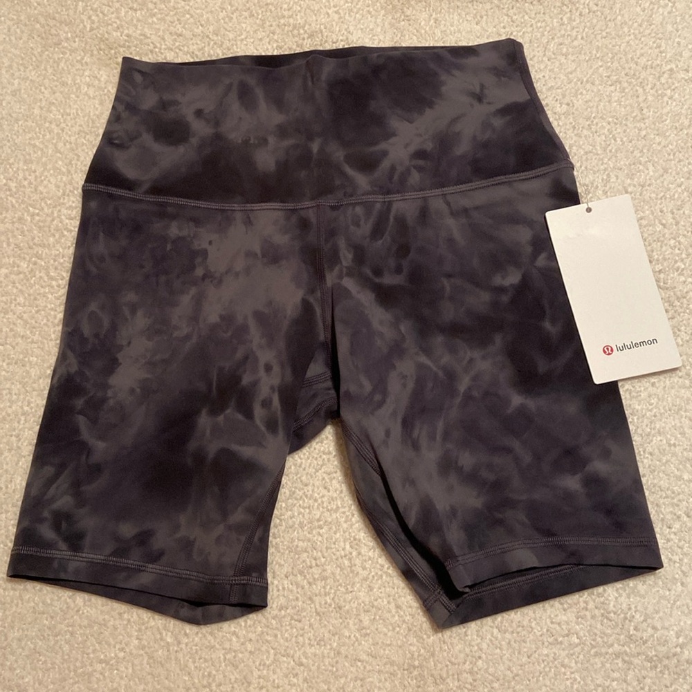 Lululemon Align 8” High Rise Bike Short
